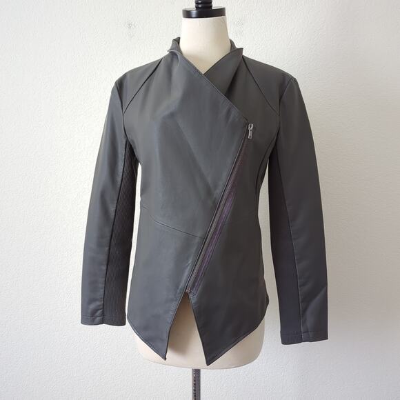 NWT BB Dakota Women's Lander Vegan Leather Gray Jacket XS Knit Undersleeve $104 - Picture 11 of 14